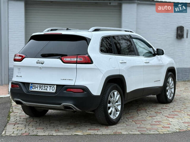 Джип Чероки, объемом двигателя 3.2 л и пробегом 135 тыс. км за 11500 $, фото 5 на Automoto.ua