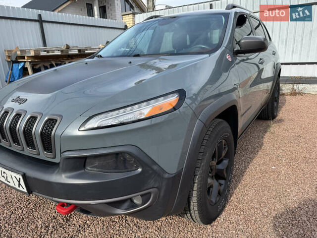 Джип Cherokee, об'ємом двигуна 3.24 л та пробігом 187 тис. км за 14999 $, фото 2 на Automoto.ua