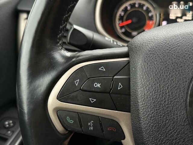 Джип Чероки 2014 в Киеве на Automoto.ua Джип Чероки, объемом двигателя 3.2 л и пробегом 157 тыс. км за 13300 $, фото 29 на Automoto.ua