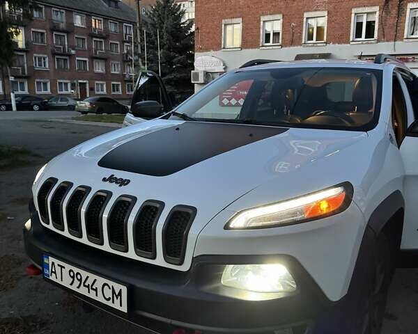 Джип Чероки, объемом двигателя 3.24 л и пробегом 130 тыс. км за 15500 $, фото 28 на Automoto.ua