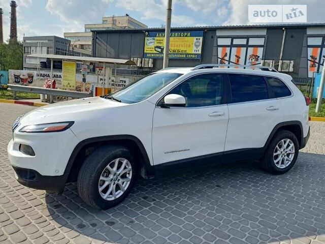 Джип Cherokee, об'ємом двигуна 2.4 л та пробігом 194 тис. км за 11700 $, фото 4 на Automoto.ua