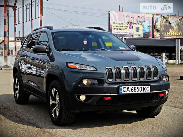 Джип Cherokee, об'ємом двигуна 2.36 л та пробігом 198 тис. км за 15700 $, фото 1 на Automoto.ua