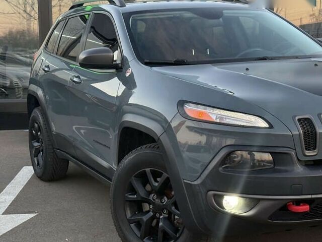 Джип Cherokee, об'ємом двигуна 0 л та пробігом 195 тис. км за 14750 $, фото 2 на Automoto.ua