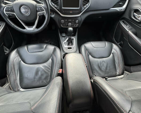 Джип Cherokee, об'ємом двигуна 3.24 л та пробігом 187 тис. км за 14999 $, фото 8 на Automoto.ua