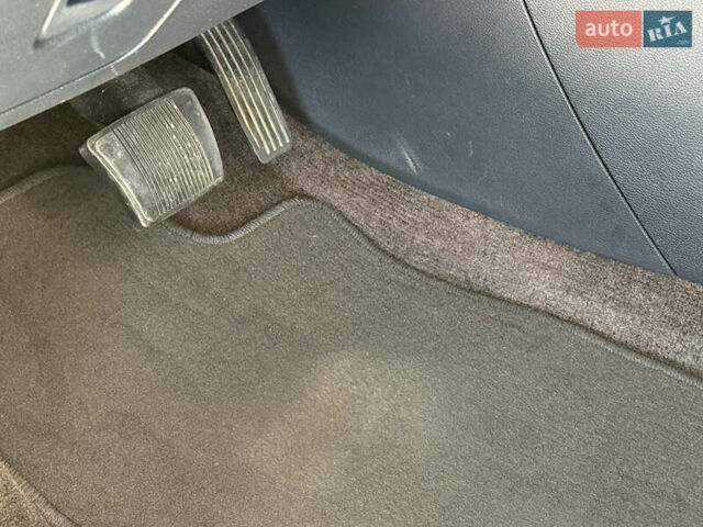 Джип Чероки, объемом двигателя 3.2 л и пробегом 135 тыс. км за 11500 $, фото 16 на Automoto.ua