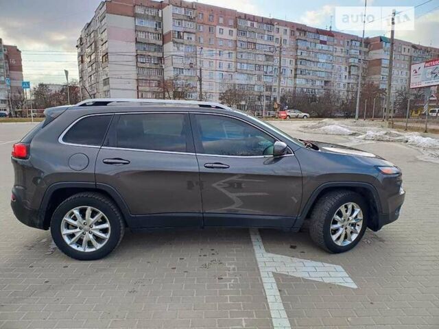 Джип Cherokee, об'ємом двигуна 3.24 л та пробігом 168 тис. км за 15300 $, фото 4 на Automoto.ua