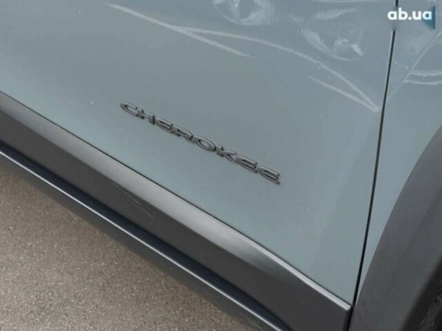 Джип Cherokee, об'ємом двигуна 0 л та пробігом 195 тис. км за 14750 $, фото 8 на Automoto.ua