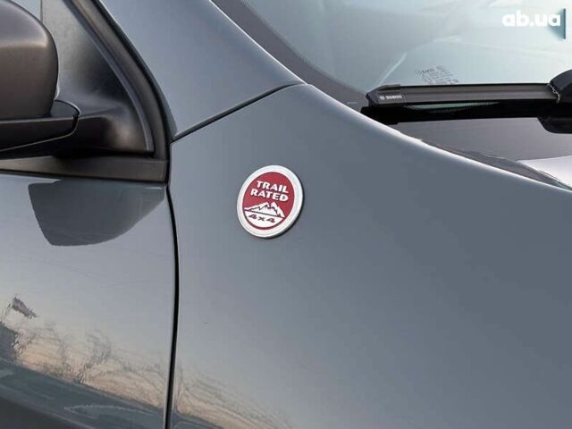 Джип Cherokee, об'ємом двигуна 0 л та пробігом 195 тис. км за 14750 $, фото 9 на Automoto.ua