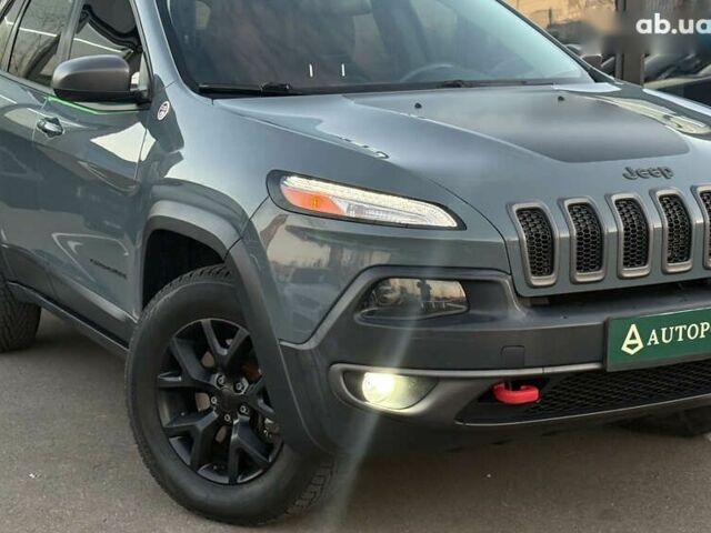 Джип Cherokee, об'ємом двигуна 0 л та пробігом 195 тис. км за 14750 $, фото 3 на Automoto.ua