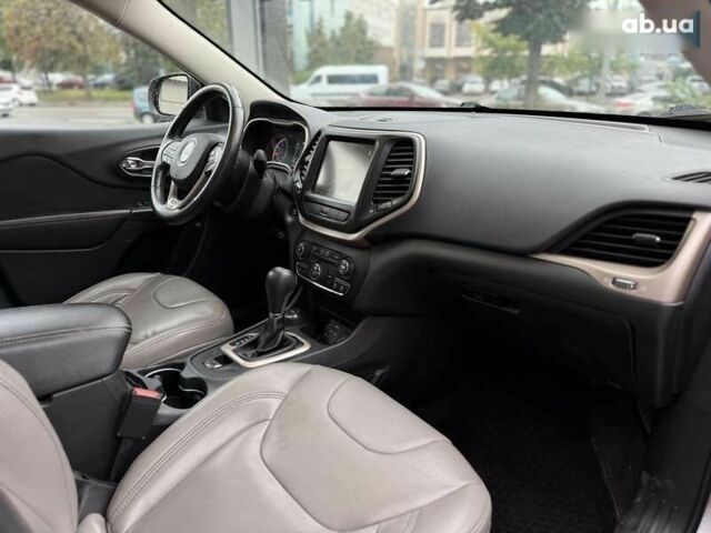 Джип Чероки 2014 в Киеве на Automoto.ua Джип Чероки, объемом двигателя 3.2 л и пробегом 157 тыс. км за 13300 $, фото 13 на Automoto.ua