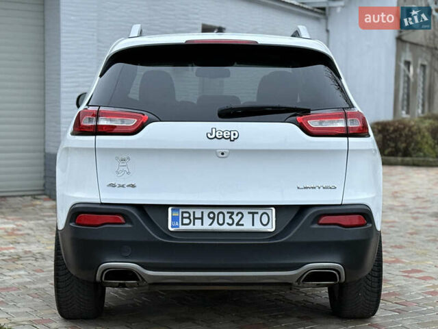 Джип Чероки, объемом двигателя 3.2 л и пробегом 135 тыс. км за 11500 $, фото 6 на Automoto.ua