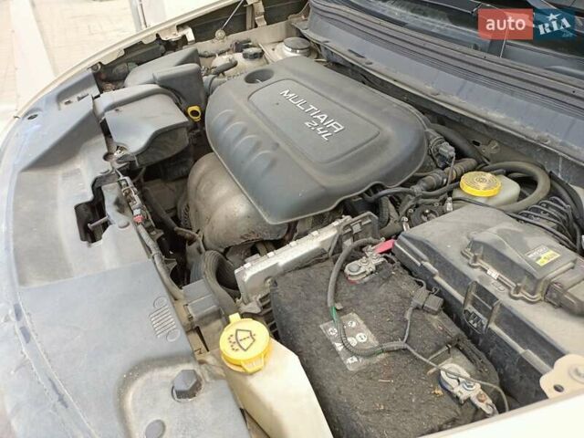 Джип Чероки, объемом двигателя 2.36 л и пробегом 80 тыс. км за 13900 $, фото 18 на Automoto.ua