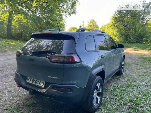 Джип Cherokee, об'ємом двигуна 3.24 л та пробігом 138 тис. км за 17550 $, фото 14 на Automoto.ua