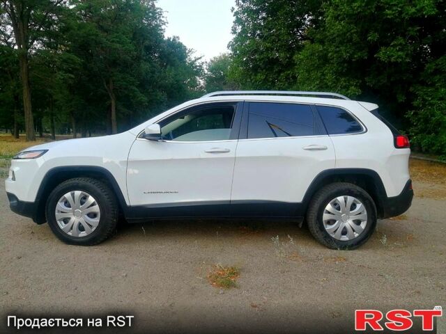 Джип Cherokee, об'ємом двигуна 2.4 л та пробігом 202 тис. км за 12200 $, фото 13 на Automoto.ua