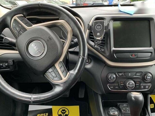 Джип Чероки, объемом двигателя 0 л и пробегом 159 тыс. км за 16200 $, фото 19 на Automoto.ua