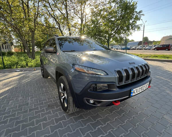 Джип Cherokee, об'ємом двигуна 3.24 л та пробігом 138 тис. км за 17550 $, фото 3 на Automoto.ua