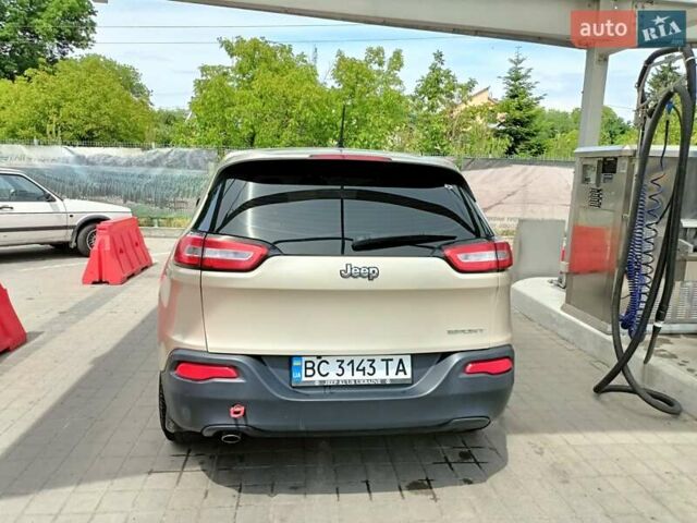 Джип Чероки, объемом двигателя 2.36 л и пробегом 80 тыс. км за 13900 $, фото 8 на Automoto.ua