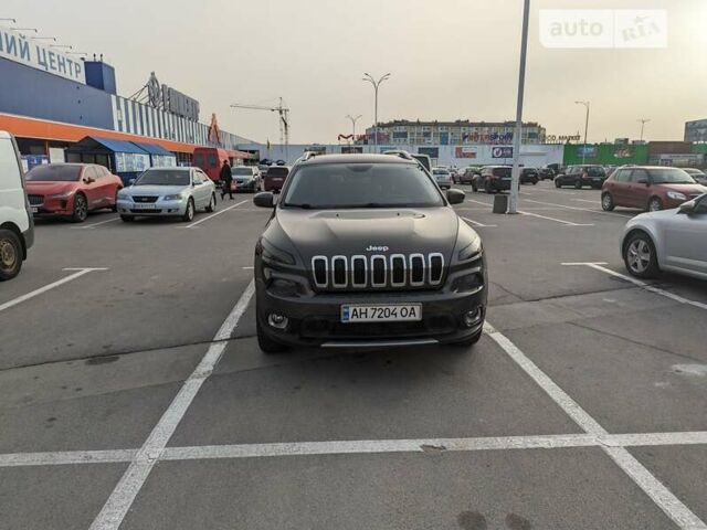 Джип Cherokee, об'ємом двигуна 3.24 л та пробігом 130 тис. км за 16000 $, фото 24 на Automoto.ua