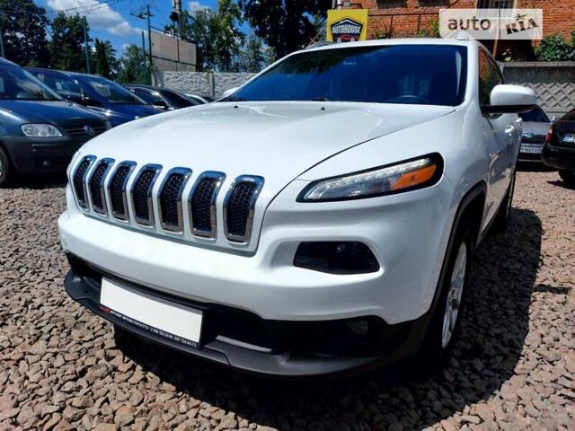 Джип Cherokee, об'ємом двигуна 3.2 л та пробігом 171 тис. км за 16200 $, фото 12 на Automoto.ua