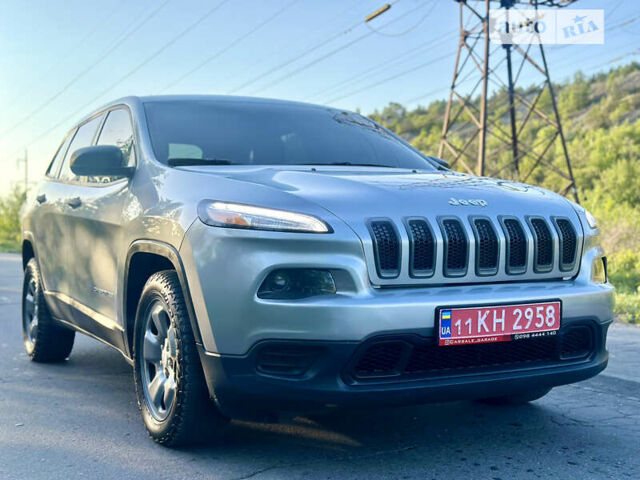 Джип Cherokee, об'ємом двигуна 2.4 л та пробігом 297 тис. км за 10200 $, фото 34 на Automoto.ua