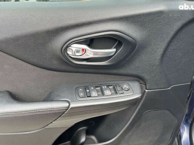 Джип Чероки, объемом двигателя 2.4 л и пробегом 165 тыс. км за 13500 $, фото 7 на Automoto.ua