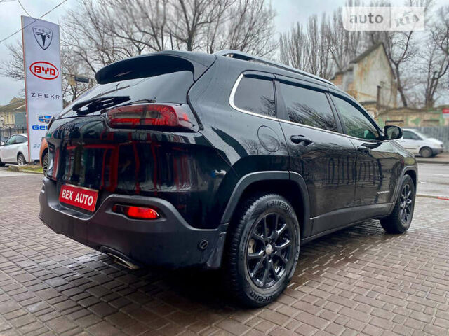 Джип Cherokee, об'ємом двигуна 2.4 л та пробігом 109 тис. км за 14500 $, фото 3 на Automoto.ua