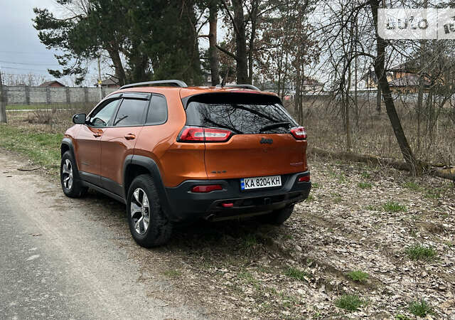 Джип Cherokee, об'ємом двигуна 3.2 л та пробігом 173 тис. км за 15800 $, фото 3 на Automoto.ua