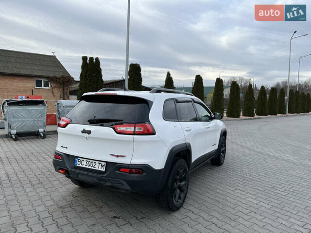 Джип Чероки, объемом двигателя 2.4 л и пробегом 160 тыс. км за 13500 $, фото 9 на Automoto.ua