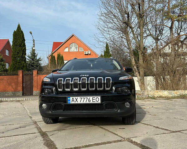 Джип Cherokee, об'ємом двигуна 2.36 л та пробігом 182 тис. км за 14450 $, фото 1 на Automoto.ua