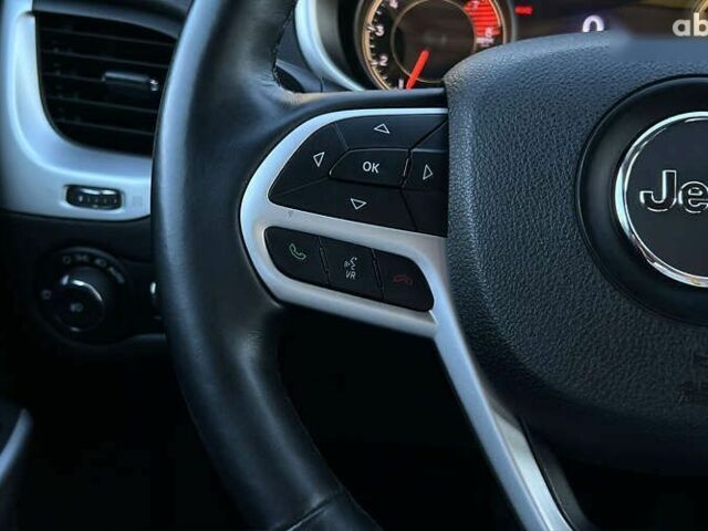 Джип Cherokee, об'ємом двигуна 3.2 л та пробігом 113 тис. км за 16350 $, фото 15 на Automoto.ua