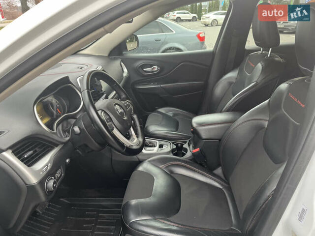 Джип Чероки, объемом двигателя 2.4 л и пробегом 160 тыс. км за 13500 $, фото 20 на Automoto.ua