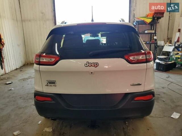 Джип Чероки 2016 в Львове на Automoto.ua Джип Чероки, объемом двигателя 2.36 л и пробегом 84 тыс. км за 1700 $, фото 5 на Automoto.ua