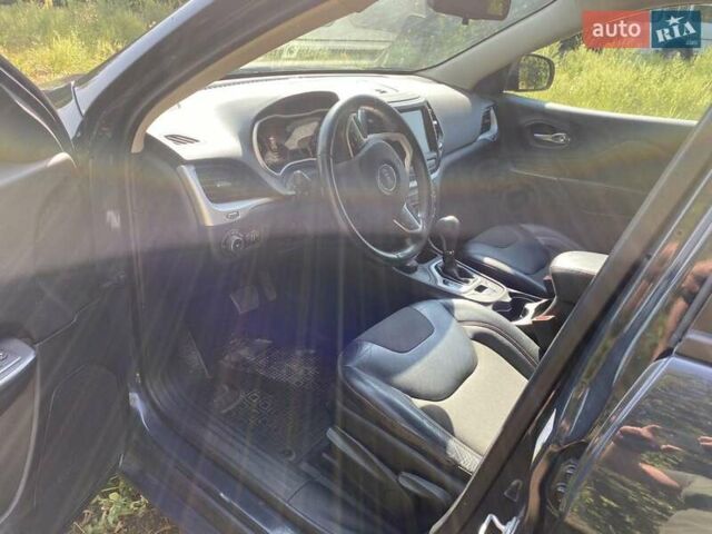 Джип Чероки, объемом двигателя 2.36 л и пробегом 196 тыс. км за 16500 $, фото 6 на Automoto.ua