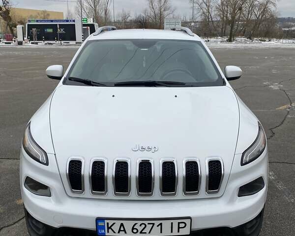 Джип Cherokee, об'ємом двигуна 2.36 л та пробігом 164 тис. км за 16600 $, фото 4 на Automoto.ua