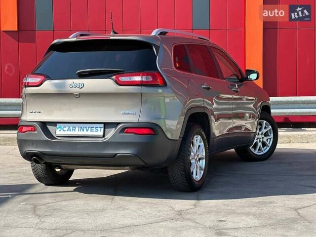 Джип Чероки, объемом двигателя 2.4 л и пробегом 180 тыс. км за 12500 $, фото 10 на Automoto.ua