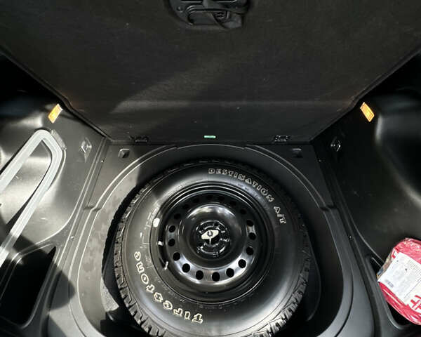 Джип Cherokee, об'ємом двигуна 3.24 л та пробігом 82 тис. км за 18000 $, фото 24 на Automoto.ua