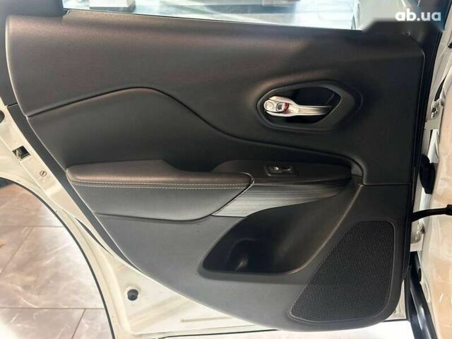 Джип Чероки, объемом двигателя 2.2 л и пробегом 127 тыс. км за 17900 $, фото 27 на Automoto.ua