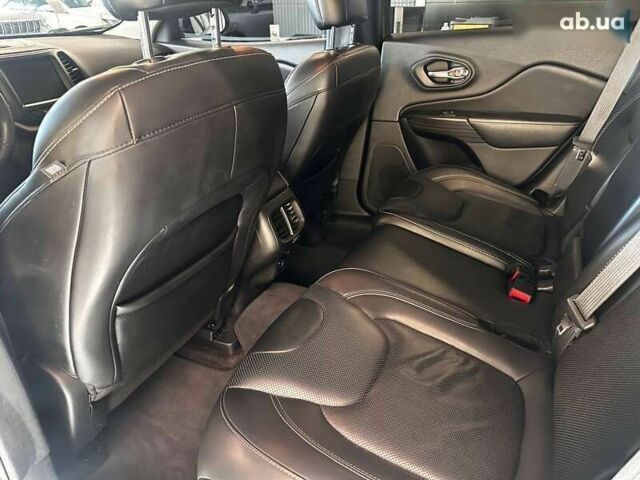 Джип Чероки, объемом двигателя 2.2 л и пробегом 127 тыс. км за 17900 $, фото 29 на Automoto.ua