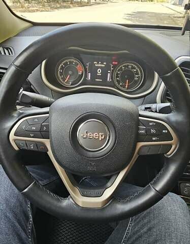 Джип Cherokee, об'ємом двигуна 3.24 л та пробігом 120 тис. км за 15700 $, фото 6 на Automoto.ua