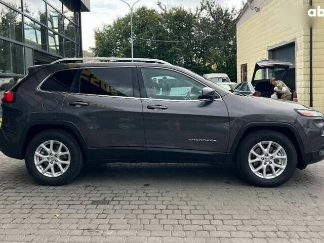 Джип Cherokee, об'ємом двигуна 0 л та пробігом 183 тис. км за 13000 $, фото 7 на Automoto.ua