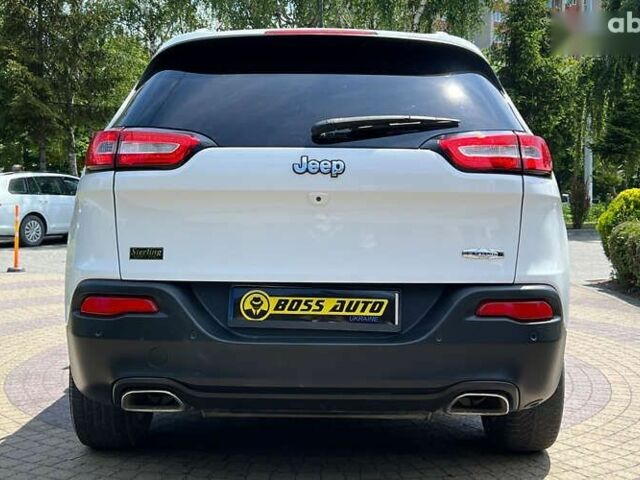 Джип Cherokee, об'ємом двигуна 0 л та пробігом 113 тис. км за 17499 $, фото 5 на Automoto.ua
