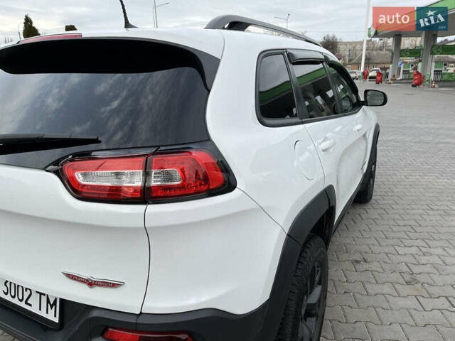 Джип Чероки, объемом двигателя 2.4 л и пробегом 160 тыс. км за 13500 $, фото 10 на Automoto.ua