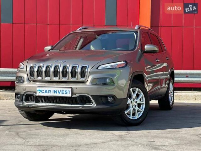 Джип Чероки, объемом двигателя 2.4 л и пробегом 180 тыс. км за 12500 $, фото 4 на Automoto.ua