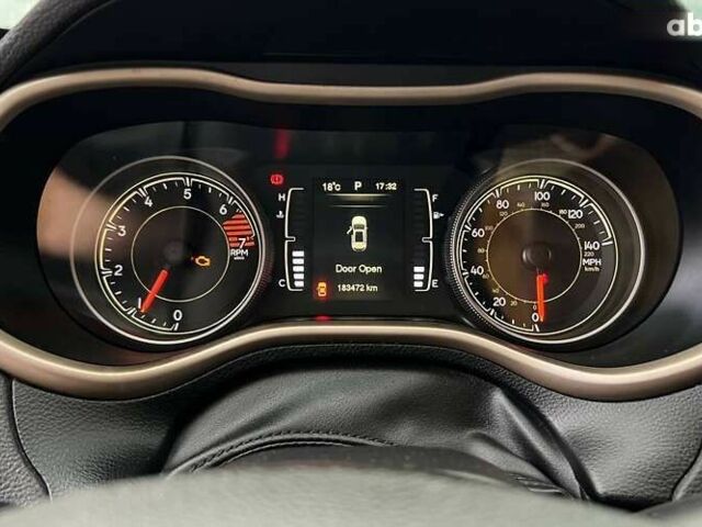 Джип Cherokee, об'ємом двигуна 0 л та пробігом 183 тис. км за 13000 $, фото 8 на Automoto.ua