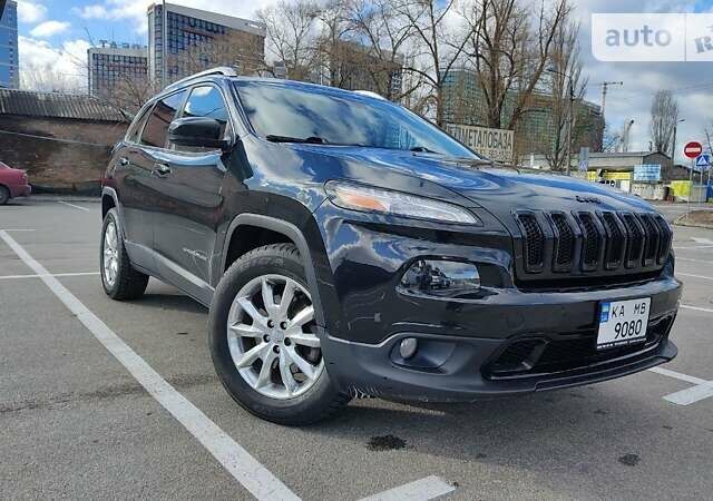 Джип Cherokee, об'ємом двигуна 2.36 л та пробігом 178 тис. км за 15500 $, фото 2 на Automoto.ua