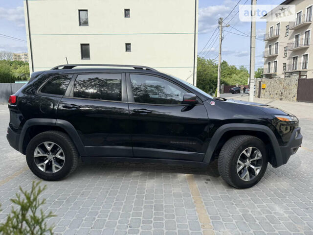 Джип Cherokee, об'ємом двигуна 3.24 л та пробігом 82 тис. км за 18000 $, фото 2 на Automoto.ua