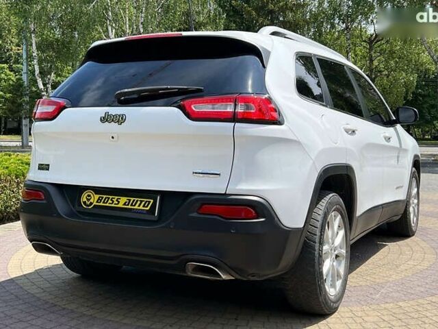 Джип Cherokee, об'ємом двигуна 0 л та пробігом 113 тис. км за 17499 $, фото 6 на Automoto.ua