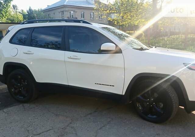 Джип Cherokee, об'ємом двигуна 2.36 л та пробігом 91 тис. км за 17999 $, фото 10 на Automoto.ua