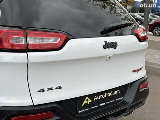 Джип Чероки, объемом двигателя 0 л и пробегом 106 тыс. км за 17000 $, фото 8 на Automoto.ua