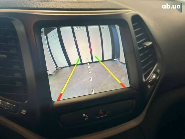 Джип Чероки, объемом двигателя 2.2 л и пробегом 127 тыс. км за 17900 $, фото 21 на Automoto.ua